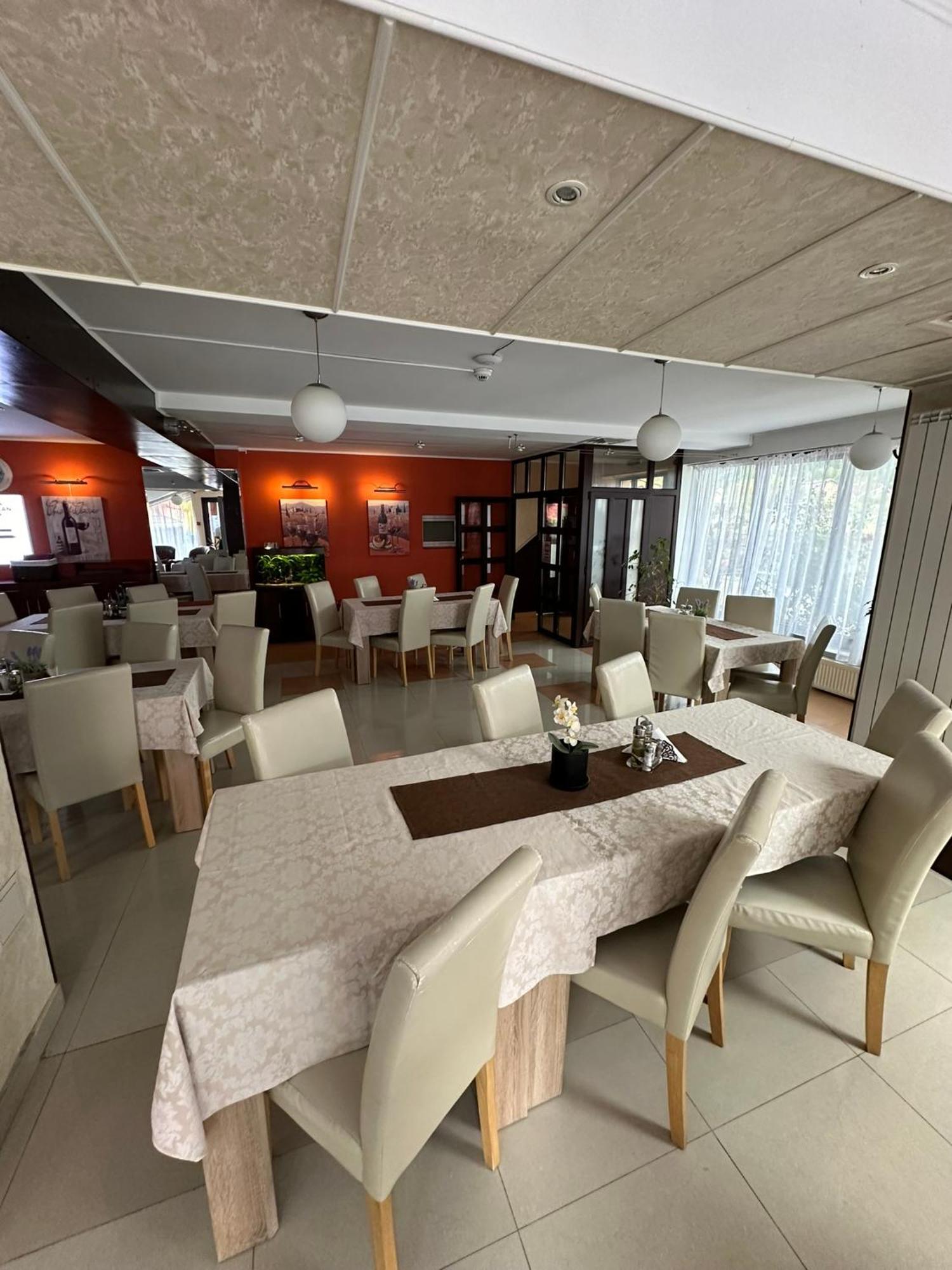 Restaurant Motel Dolorean ซาเชเล ภายนอก รูปภาพ
